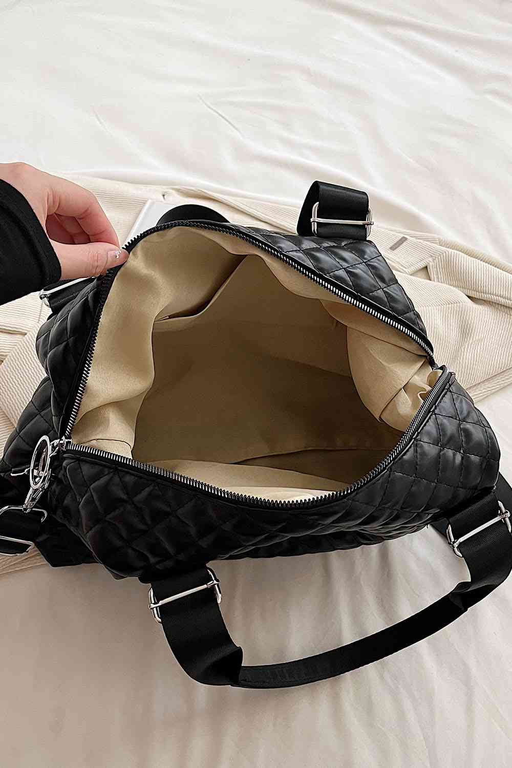 YesteryearPassionate PU Leather Handbag
